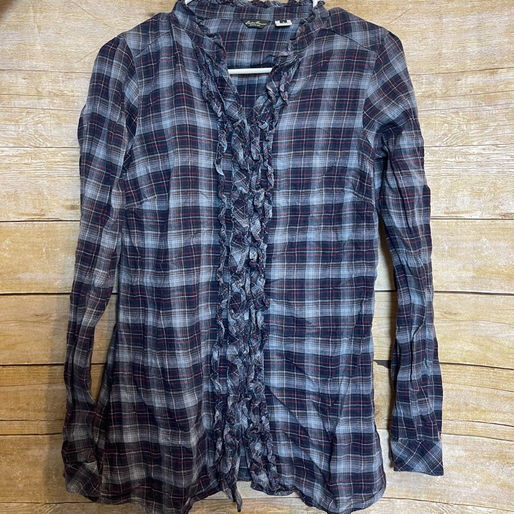 Eddie Bauer plaid shirt 🛍